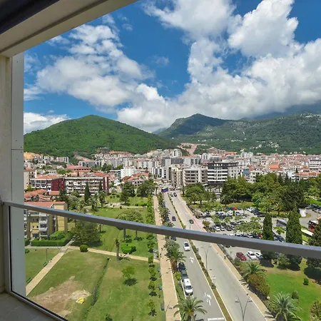 Apartments Menuet Budva Exterior photo