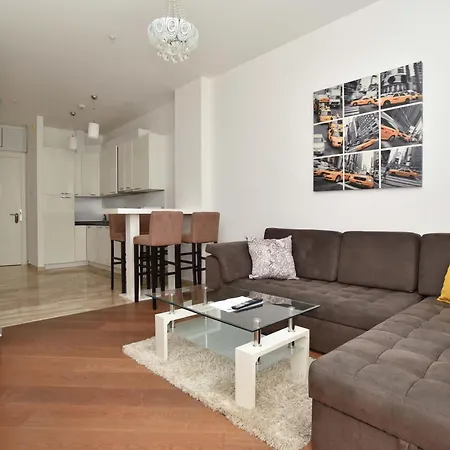 Apartments Menuet Budva Exterior photo