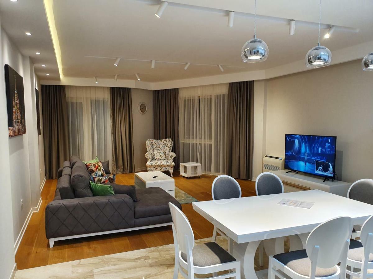 Appartement Menuet Budva