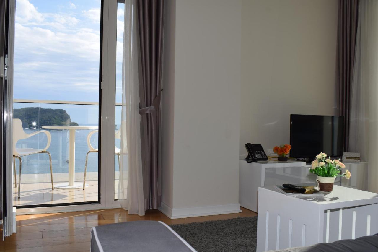 Appartement Menuet Budva